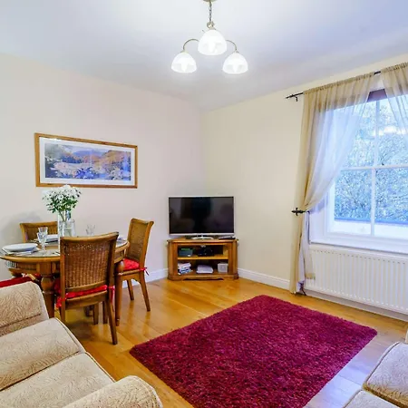 2 Bed In Keswick 86100 *