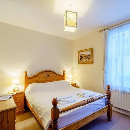 2 Bed In Keswick 86100 *